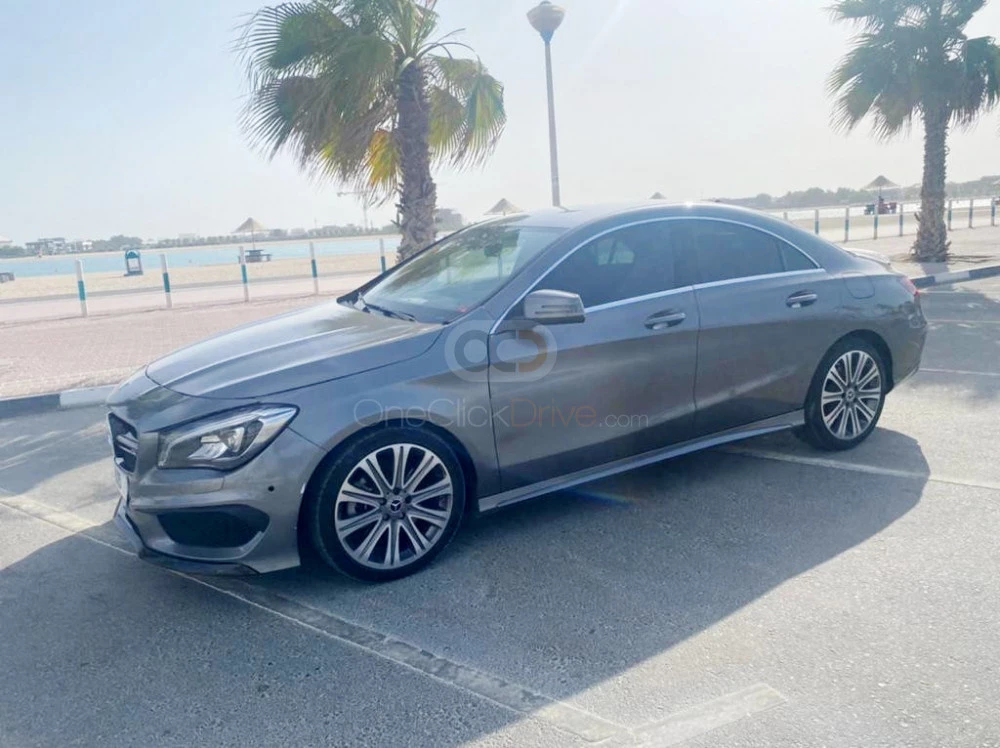 Gümüş Mercedes Benz CLA 250 2018 for rent in Dubai 2
